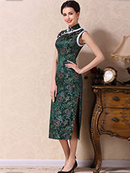 Green long cheongsam dress with white lace edge